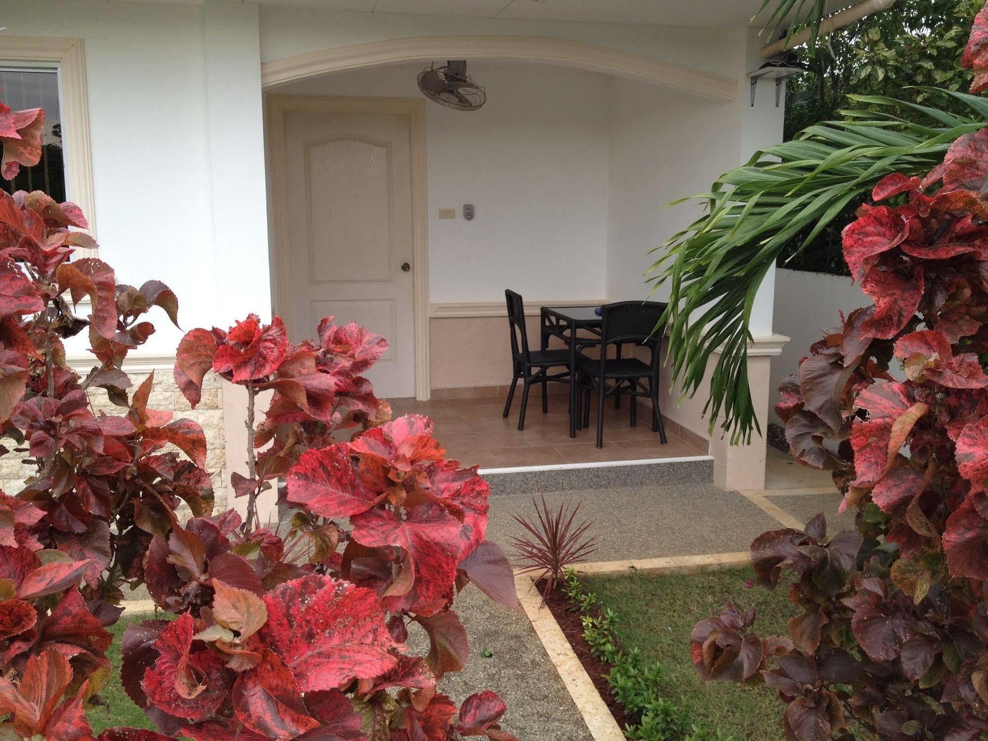 Olivia Resort Serviced Apartments And Bungalows 邦劳 外观 照片