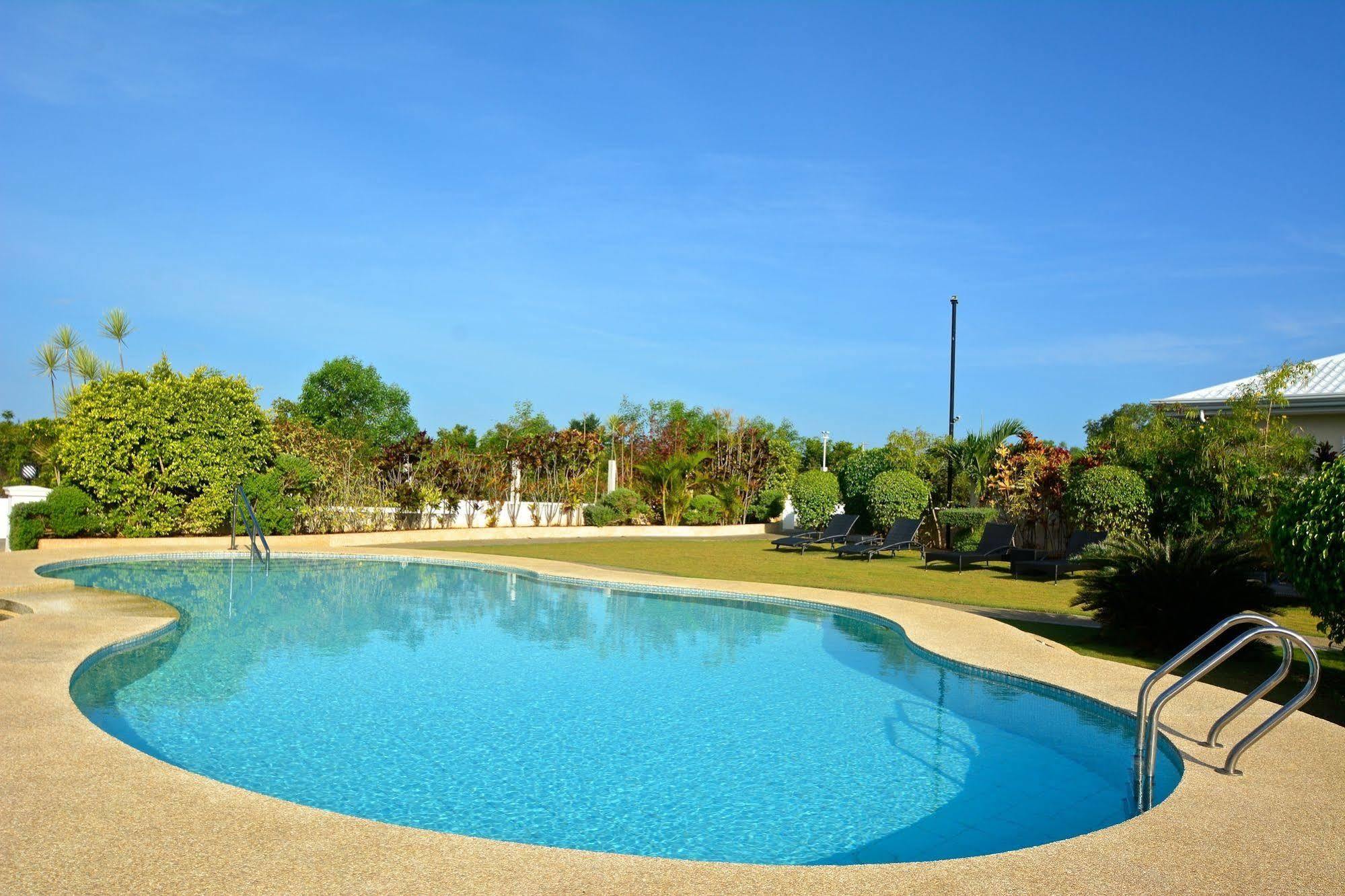 Olivia Resort Serviced Apartments And Bungalows 邦劳 外观 照片